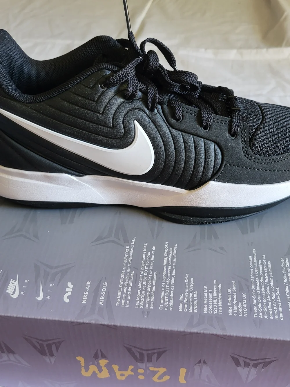 *NEW* Nike Ja 2 Basketball Shoes Black and White Low Men’s 8.5 Women's 10
